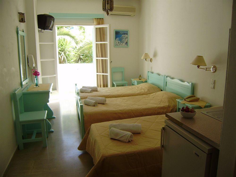 Kymata Hotel Kamári Buitenkant foto