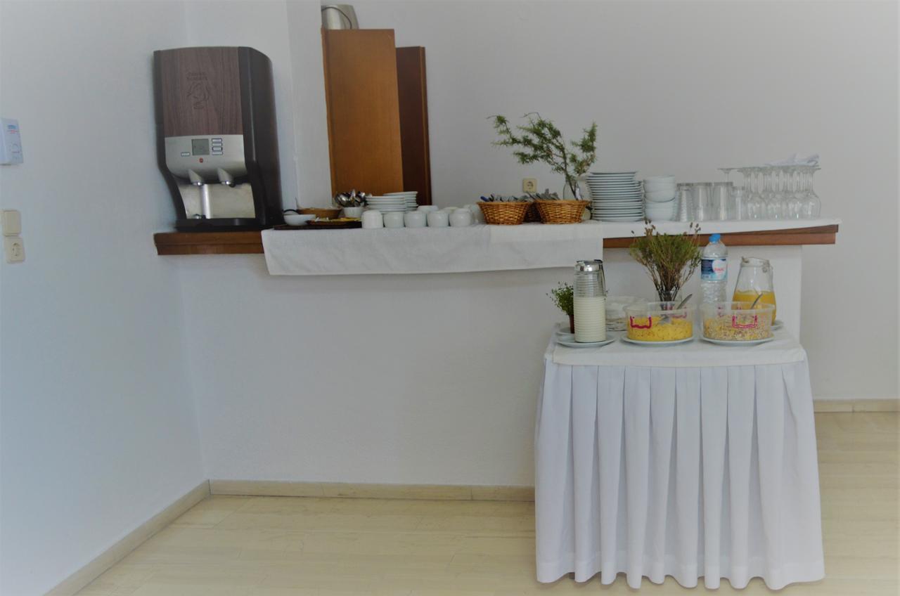 Kymata Hotel Kamári Buitenkant foto