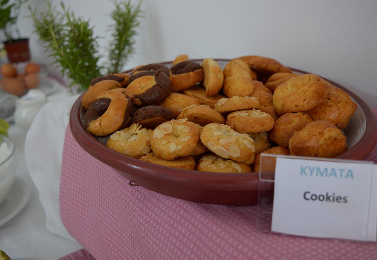 Kymata Hotel Kamári Buitenkant foto